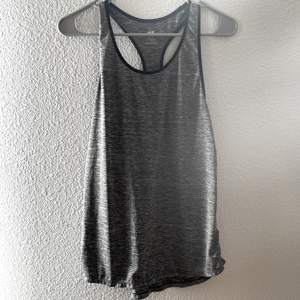 H&M workout tank